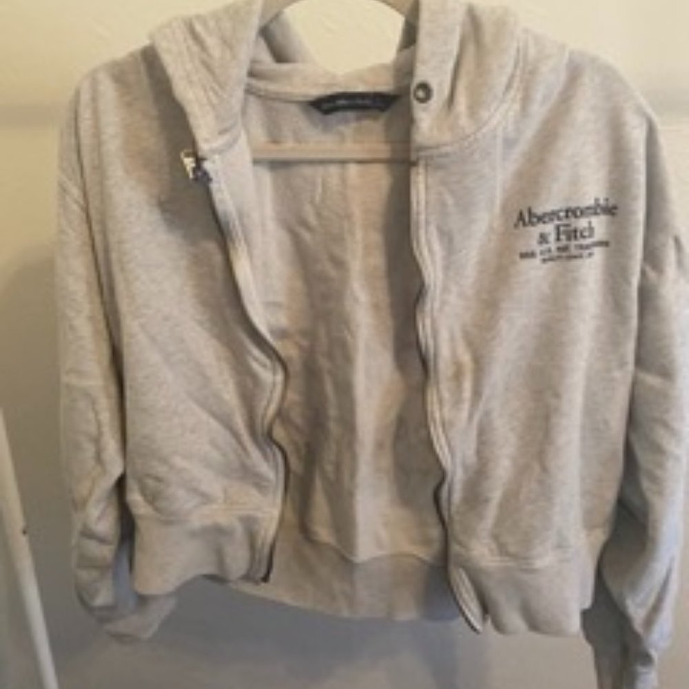 Abercrombie and Fitch Cropped Hoodie Size L